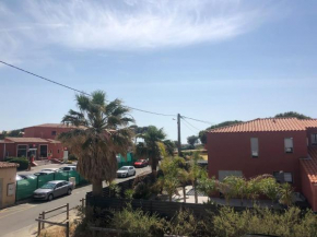 T2 Climatisé A 20 mètres de la plage
